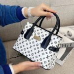 کیف دستی زنانه طرح لویی ویتون (Louis Vuitton) سفید مشکی