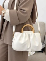 کیف دستی زنانه مدل پلیت- دسته چوبی – سفید