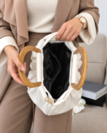 کیف دستی زنانه مدل پلیت- دسته چوبی – سفید