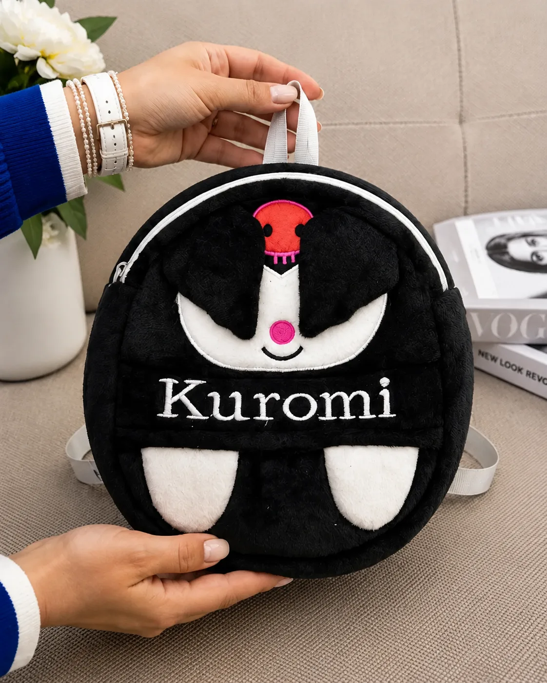 Title: کوله پشتی پسرانه و دخترانه طرح Kuromi مشکی ALT: کوله پشتی دخترانه و پسرانه مشکی طرح Kuromi فانتزی