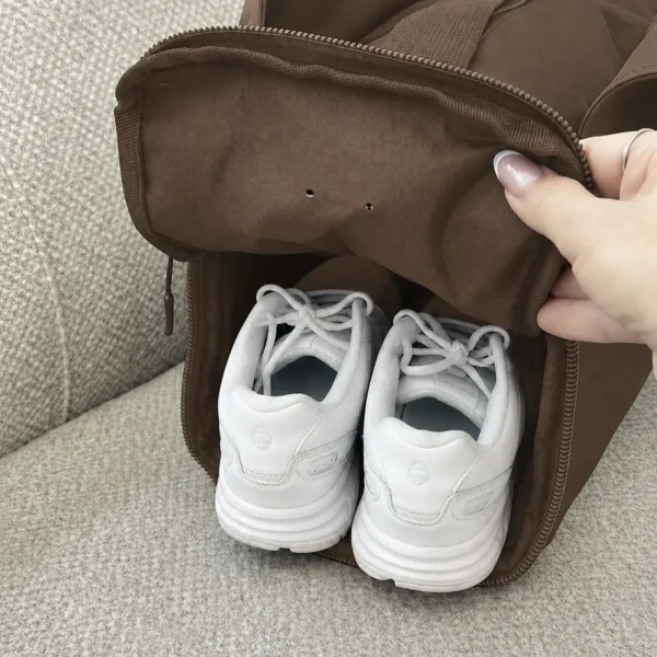 ساک ورزشی نایک (Nike) مدل خفاشی جاکفش‌دار قهوه ای