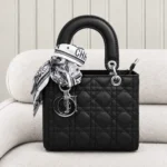 ALT: کیف دستی و دوشی زنانه طرح دیور مشکی دوخت لوزی