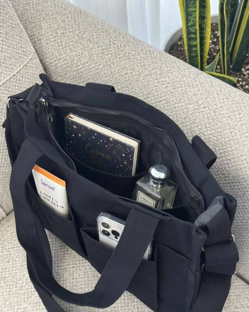 black-canvas-student-multi-pocket-shoulder-bag.webp کیف دانشجویی کتان مشکی چندجیب با بند قابل تنظیم