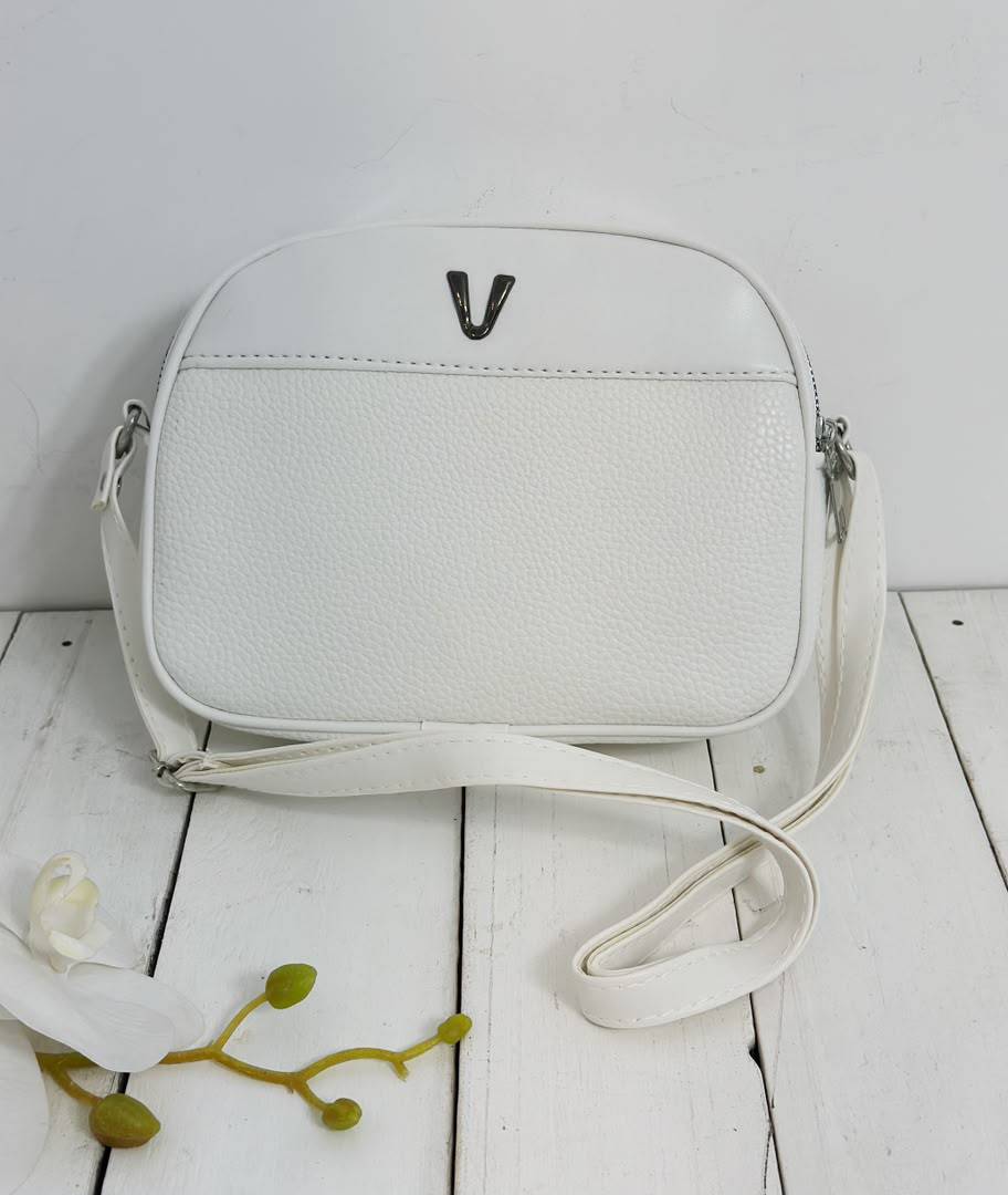 women-v-shrang-white-crossbody-bag.jpg کیف دوشی زنانه پاسپورتی V دو زیپ شرانگ سفید